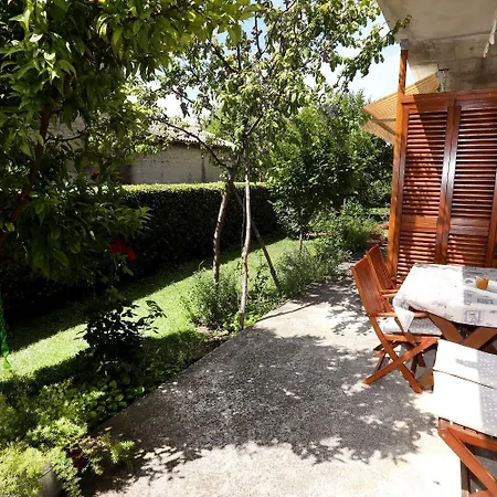 Apartment Lidia *